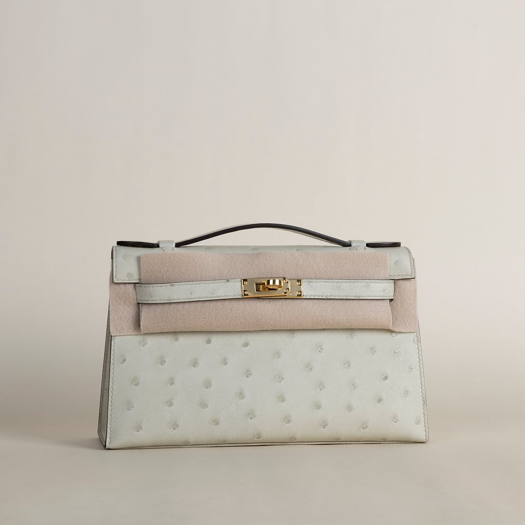 Kelly pochette Ostrich 3C Parchemin GHW