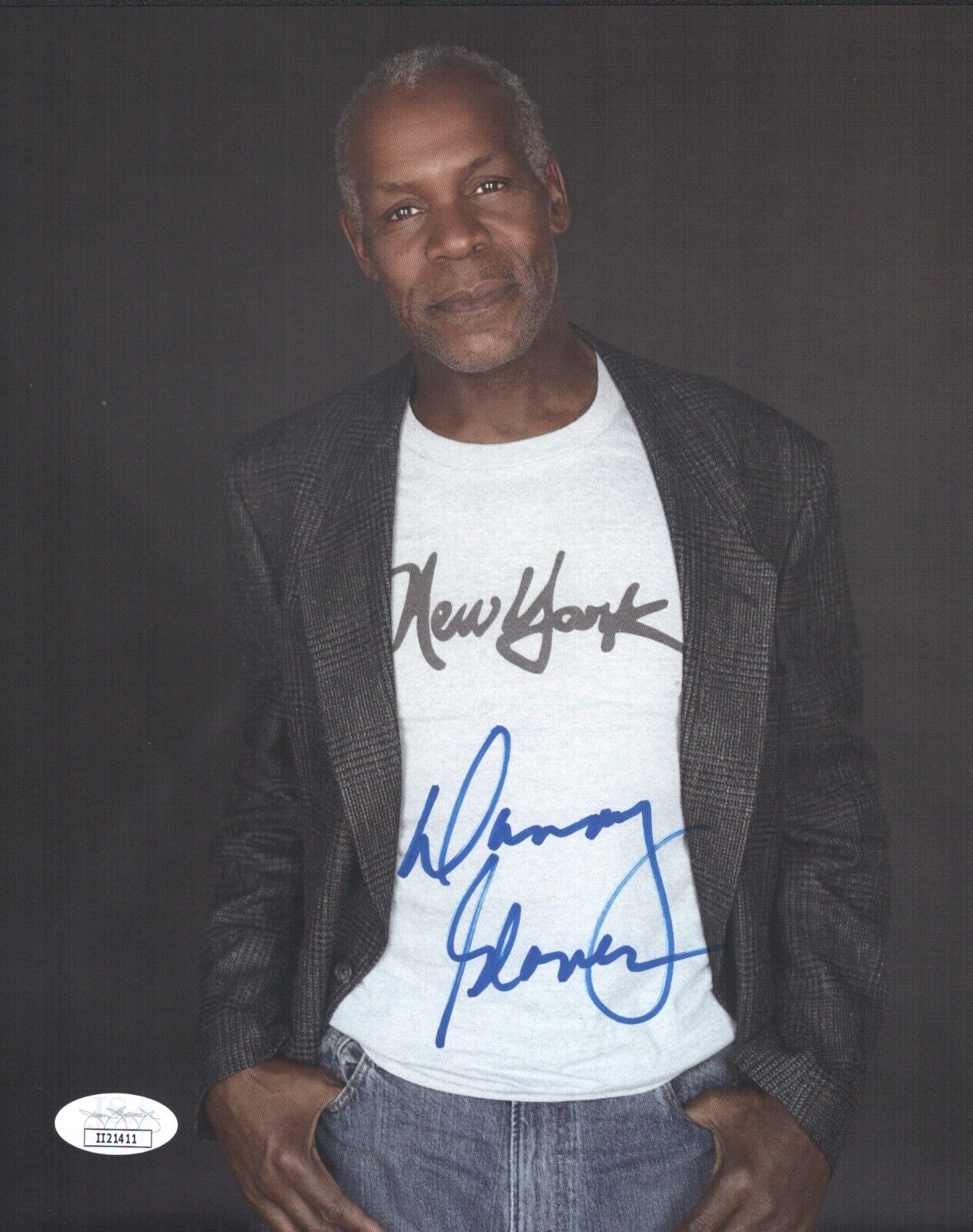 DANNY GLOVER Signed 8x10 Photo Poster painting PREDATOR Lethal Weapon Autograph JSA COA Cert