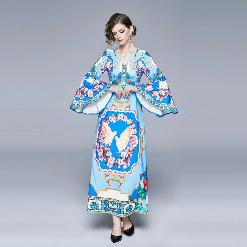 All-match fashion retro exquisite floral bird print V-neck flared sleeve dress