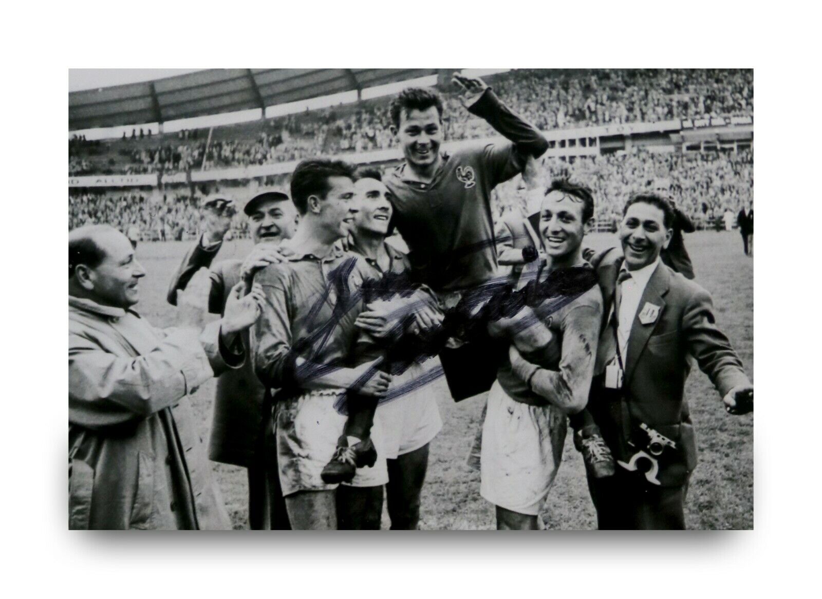 Just Fontaine Signed 6x4 Photo Poster painting France PSG Genuine Autograph Memorabilia + COA