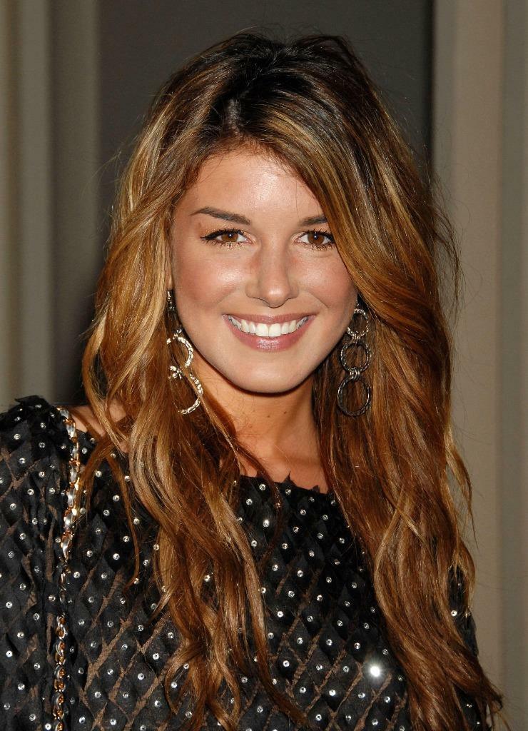 Shenae Grimes 8x10 Picture Simply Stunning Photo Poster painting Gorgeous Celebrity #161