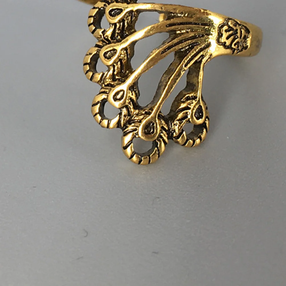 Women Vintage Alloy Ring Adjustable Thimble Crochet Loop (Red Peafowl)