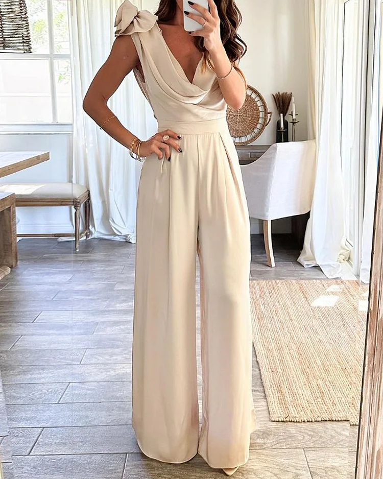 Sleeveless solid color jumpsuit