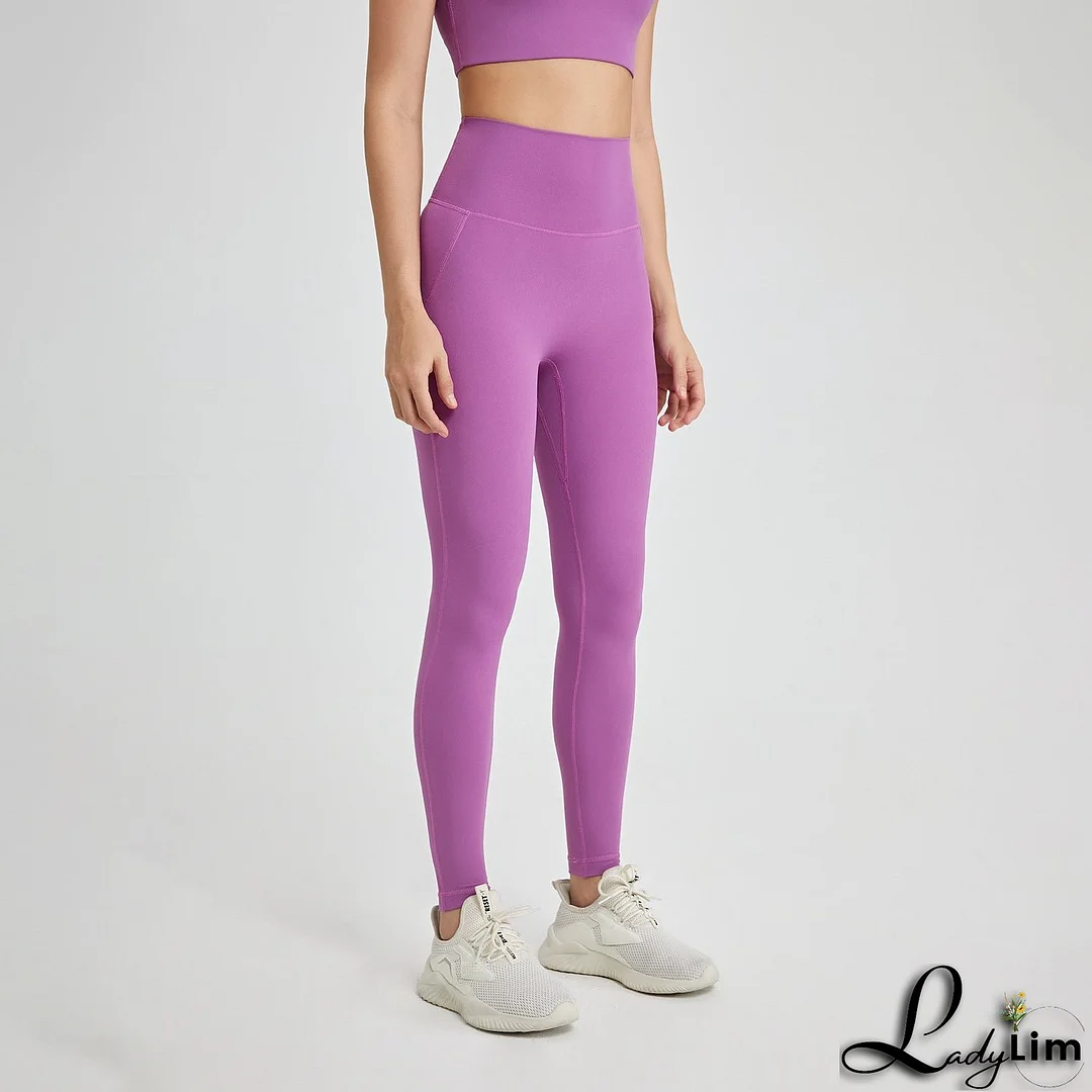 Fashionable and Effortless winter Pants