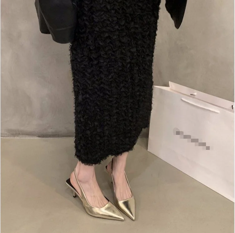 Yyvonne And Summer 2025 New Temperament Heel Shoes High Heel Silver Bao Head Behind The Fine And Solid-Colored Sandals Woman