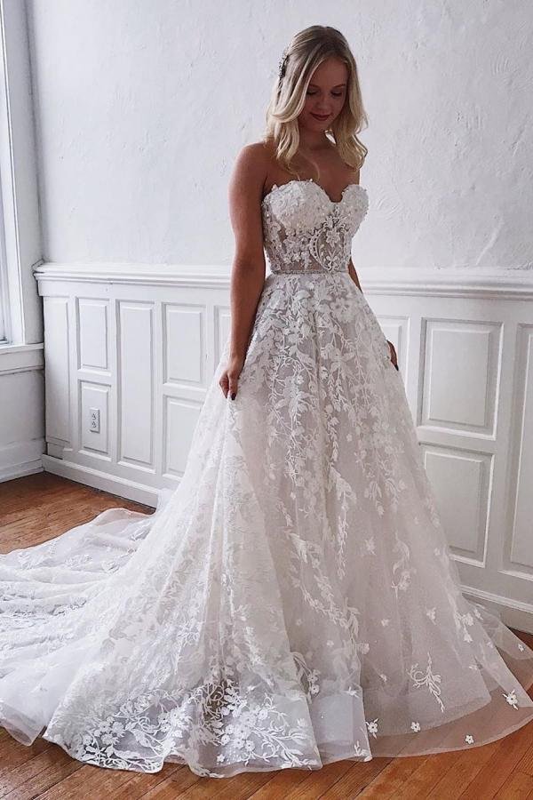 Beautiful Long A-line Floor Length Wedding Dress With Sweetheart Lace | Ballbellas Ballbellas
