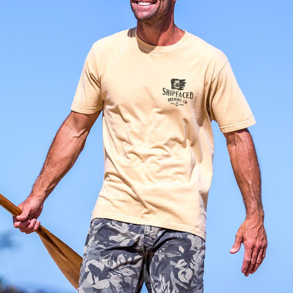  Vintage-Inspired Nautical Graphic T-Shirt for Men - Perfect for Summer Outings and Casual Wear