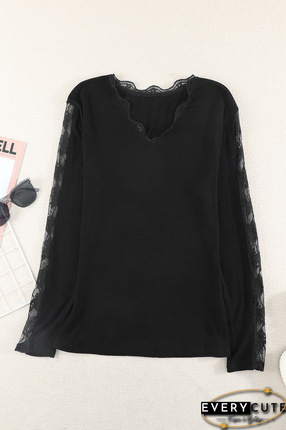 Lace Splicing Scallop V Neck Long Sleeve Blouse