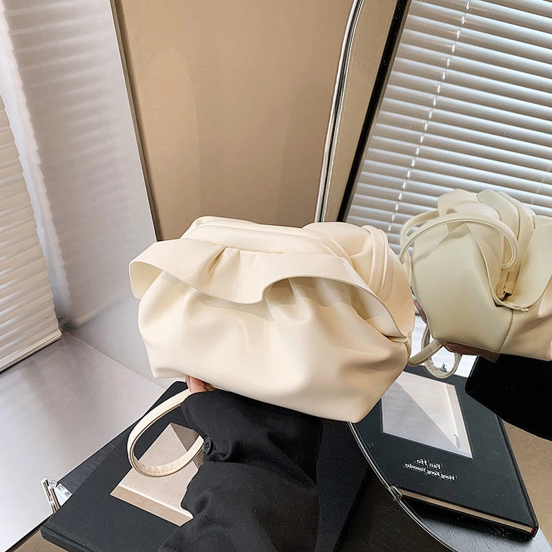 Women’s Medium Pu Leather Solid Color Vacation Classic Style Sewing Thread Square Buckle Crossbody Bag