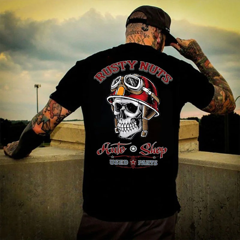 RUSTY NUTS AUTO SHOP Helmet Skull Print Men's T-shirt
