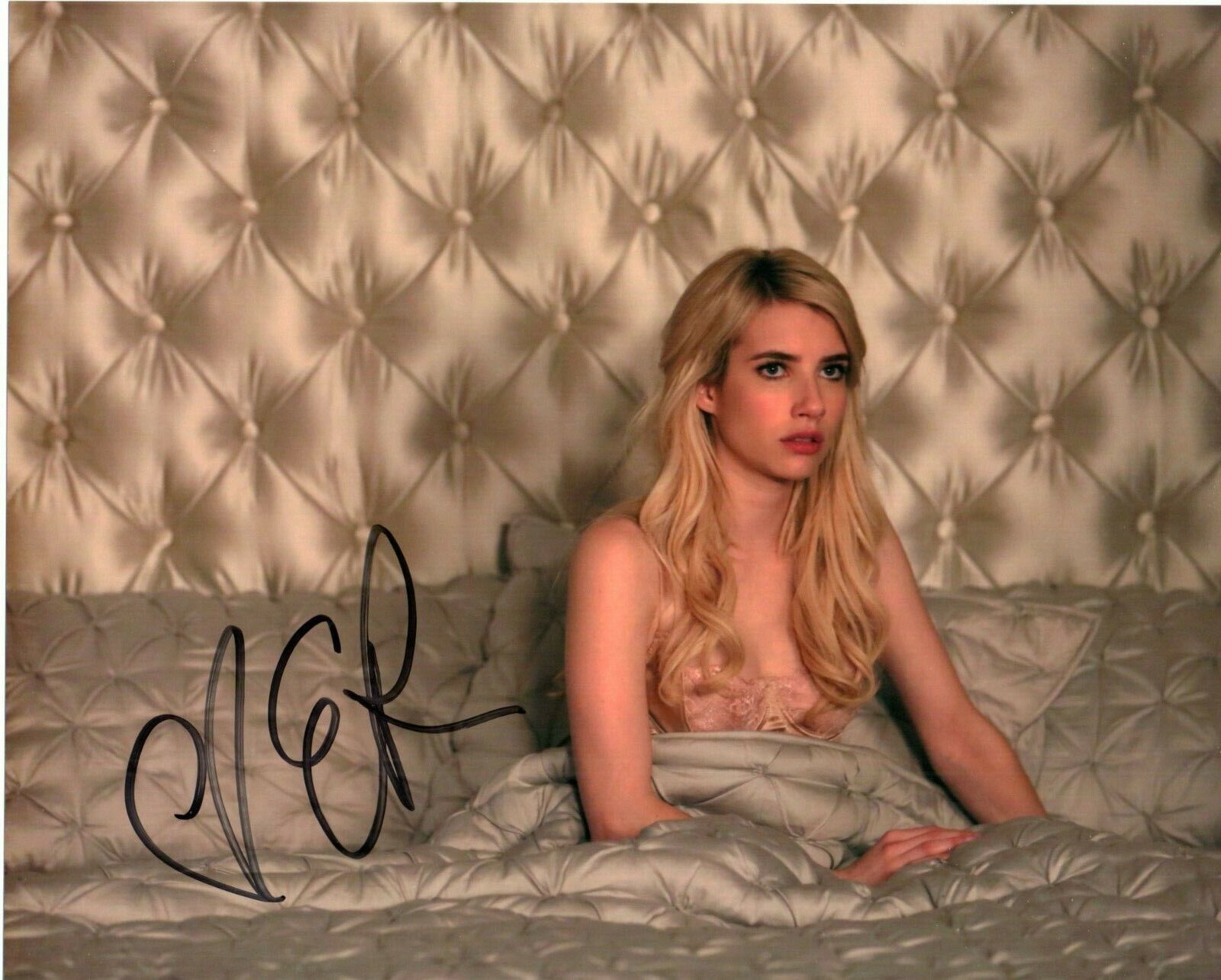 Autographed Emma Roberts signed 8 x 10 Photo Poster painting Cute