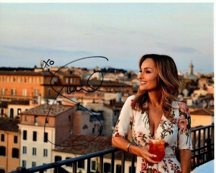 GIADA DELAURENTIIS Signed Autographed Photo Poster painting