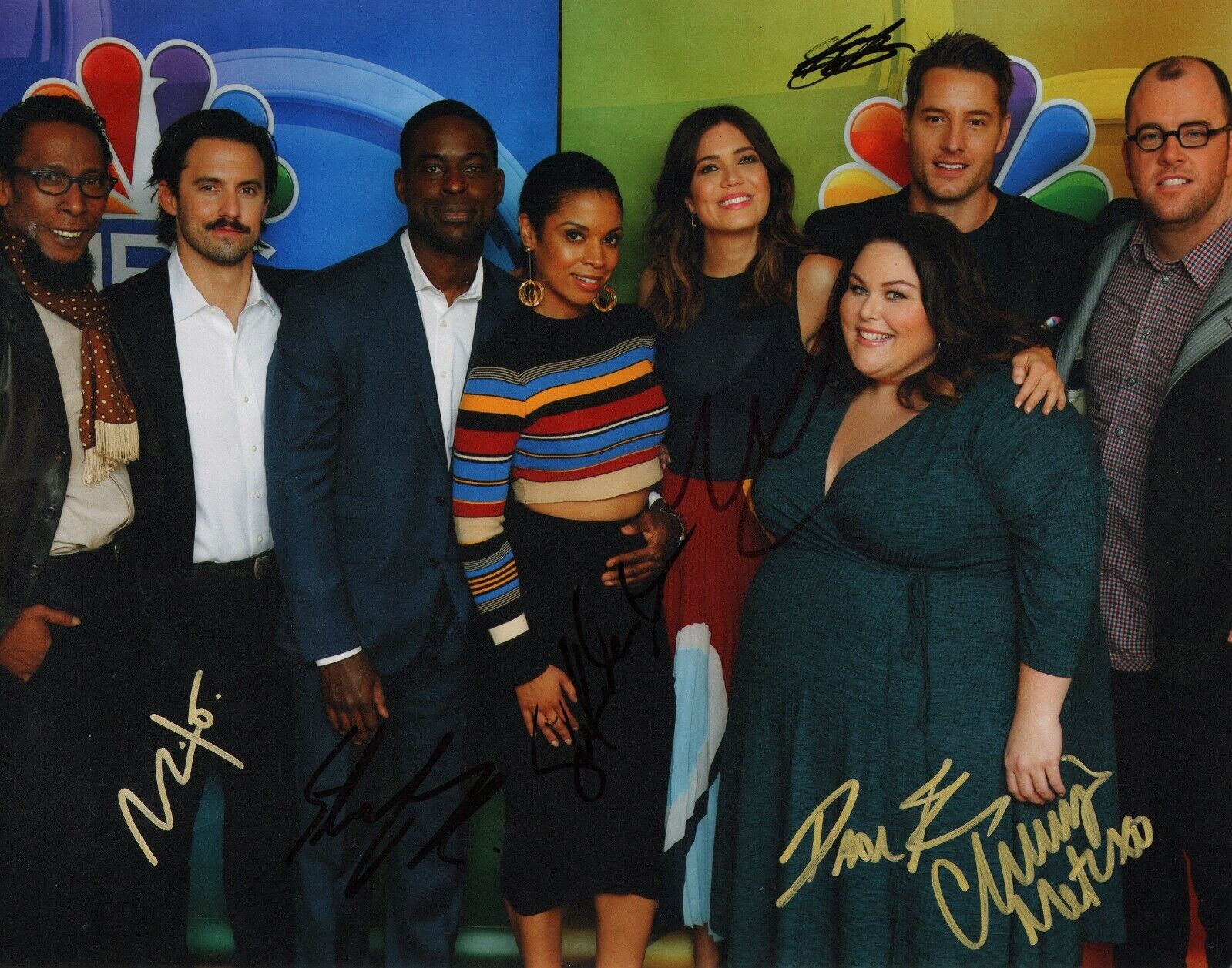 ~~ THIS IS US Cast X7 Authentic Hand-Signed Mandy Moore