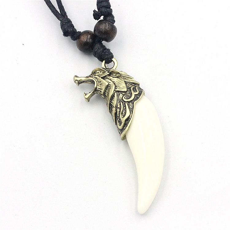 Alloy Wolf Head Resin Teeth Necklace