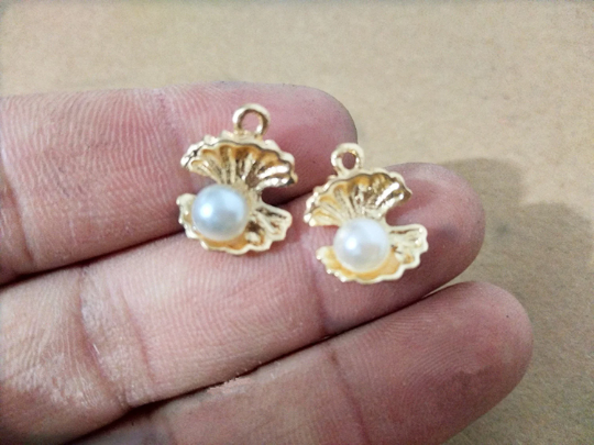 Set of 10,Shell Charms Sea Shell Charms Gold Tone Scallop Shell Charm Pendant DIY supplies,Jewelry Making Necklace Earring