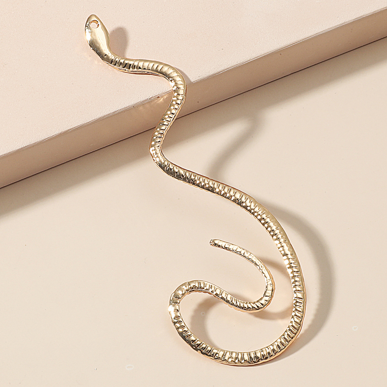Retro one-piece snake earrings