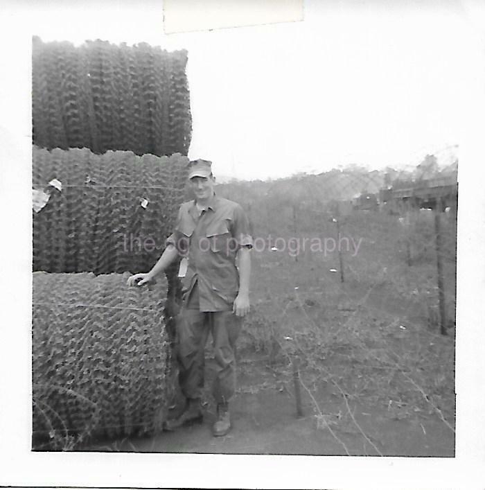 FOUND Photo Poster painting Black And White VIETNAM ERA MILITARY MAN 1960's SOLDIER 112 23 G