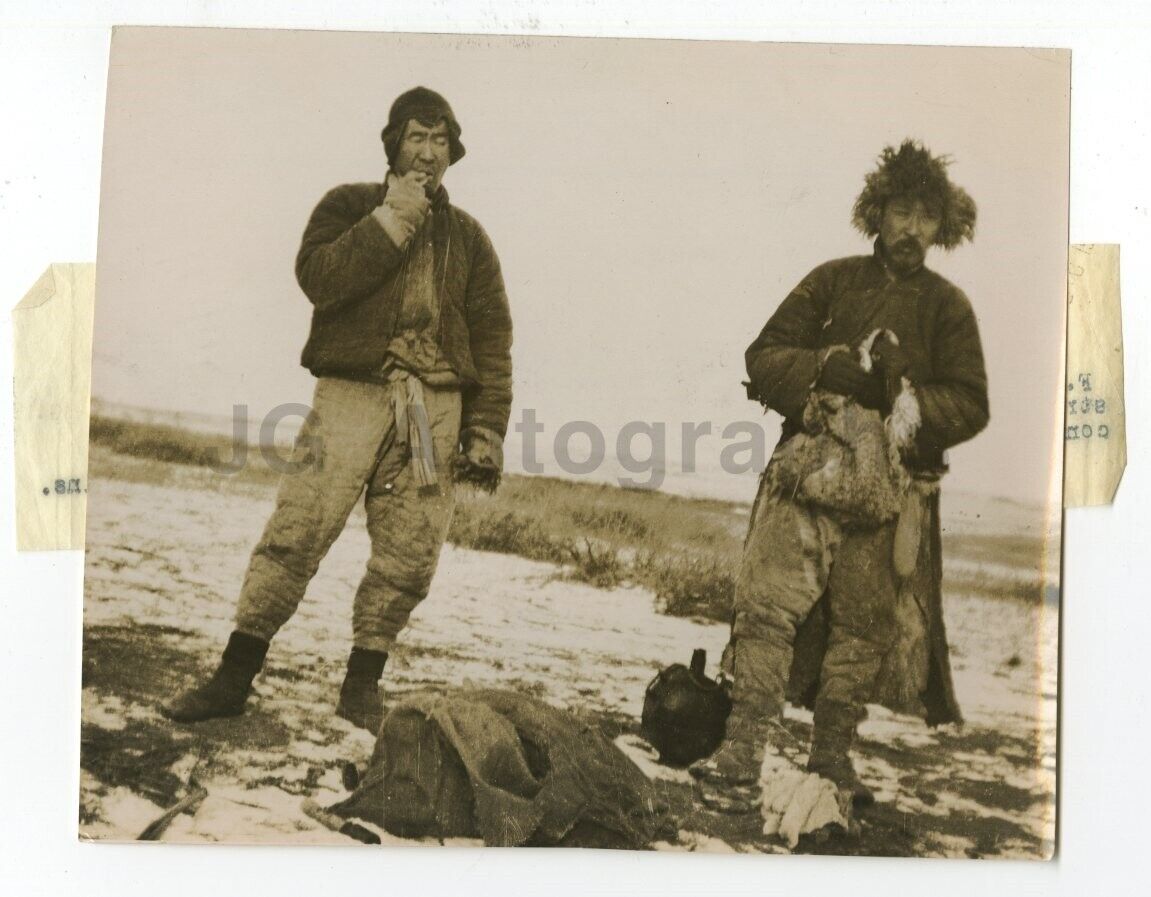 Chinese History - Vintage Silver Print Press Photo Poster paintinggraph, Circa 1930s