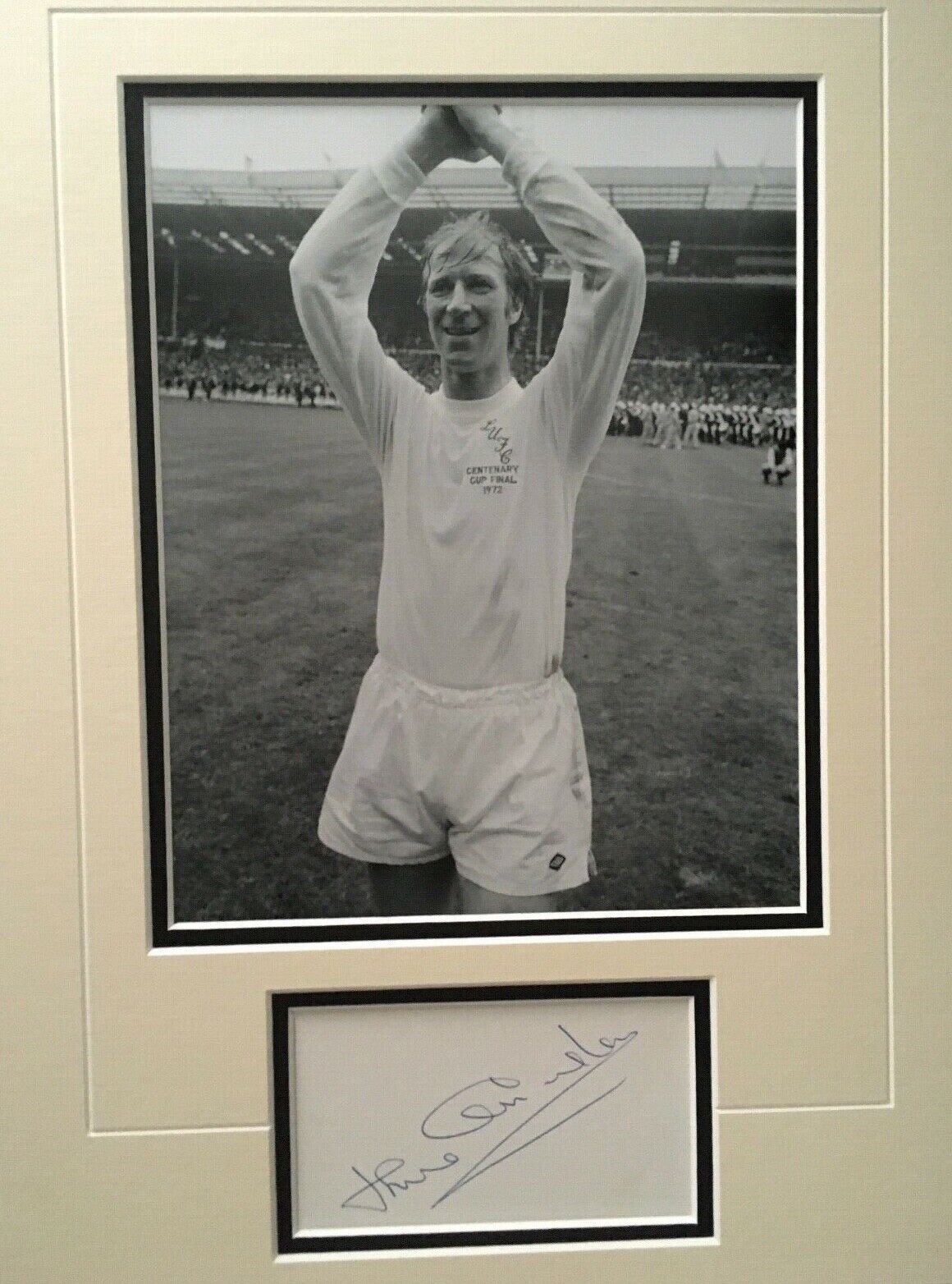 JACK CHARLTON - LEEDS UNITED LEGEND - BRILLIANT SIGNED Photo Poster painting DISPLAY