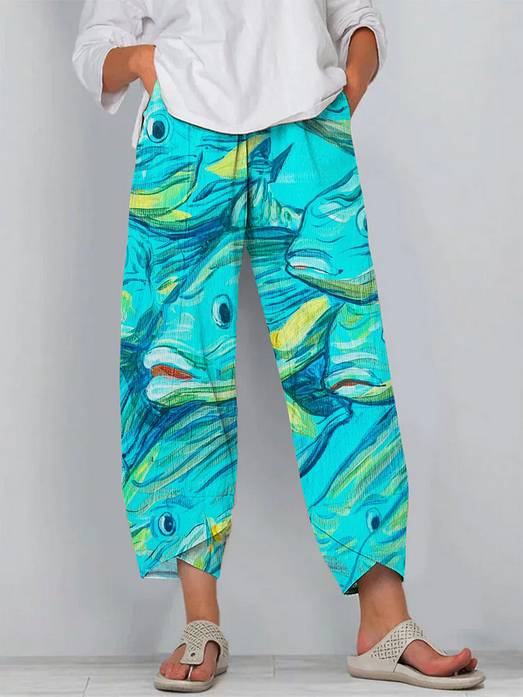 Casual Ocean Green Fish Art Print Cropped Pants