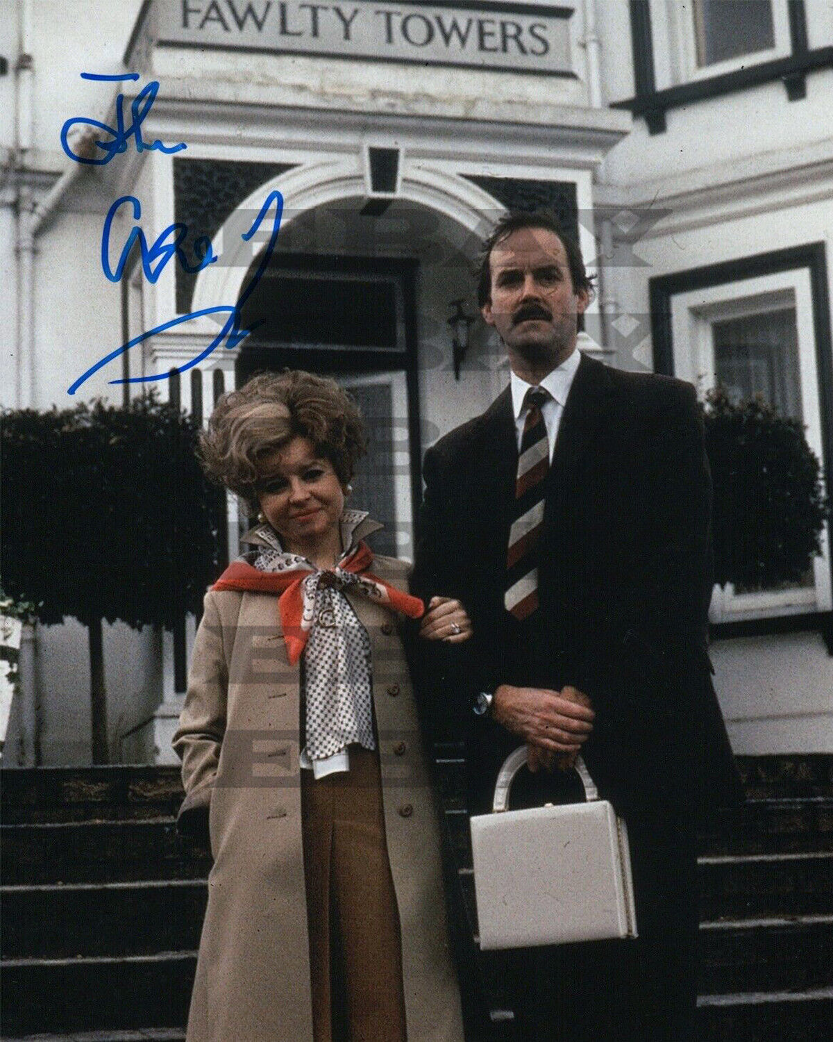 John Cleese Fawlty Towers Autographed 8x10 Photo Poster painting Signed REPRINT