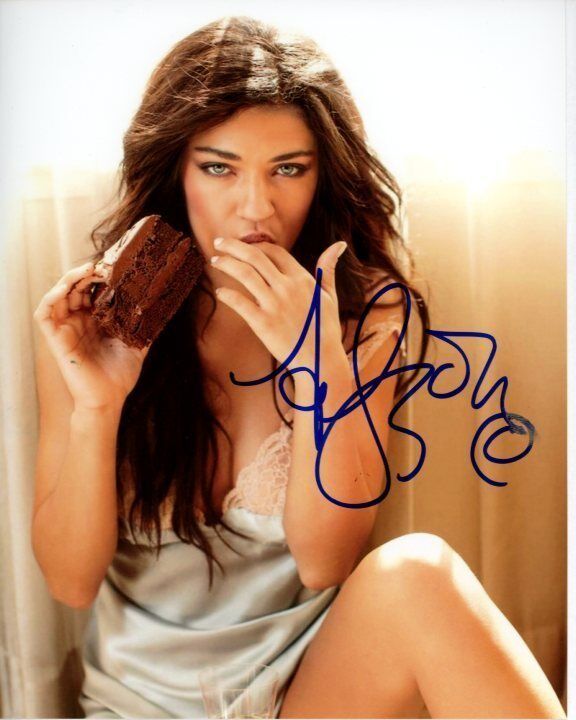 JESSICA SZOHR Signed Autographed SEXY CHOCOLATE CAKE Photo Poster painting