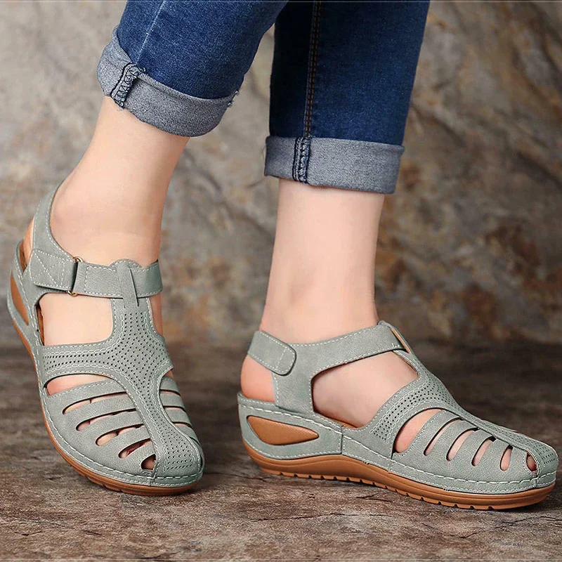 Qengg New Women Sandals Fashion Vintage Hollow Thick Sole Wedges Flats Casual Gladiator Walking Shoes Zapato Plano Mujer