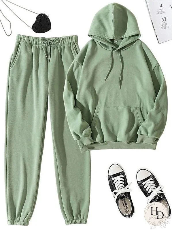 Stylish and Comfy Sweatsuit for Women