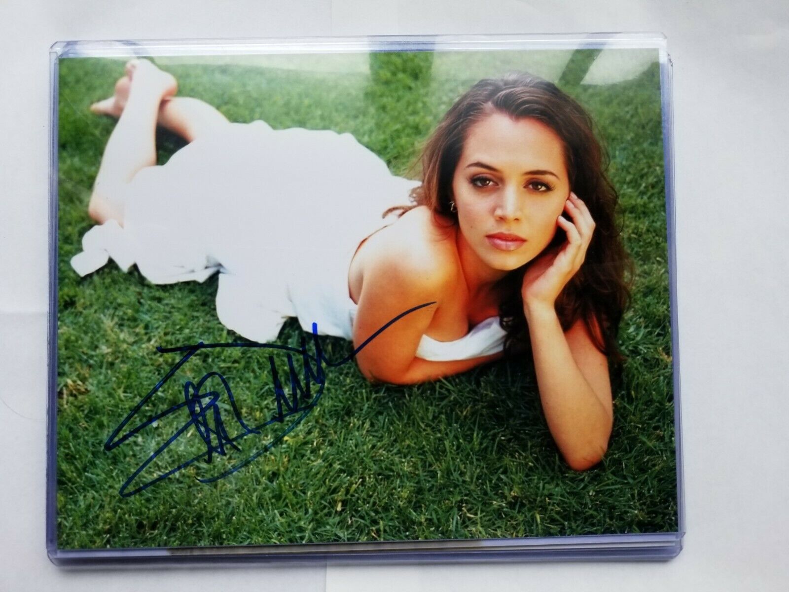 Autographed Eliza Dushku Authentic Signed 8 x 10 Photo Poster painting Very Nice