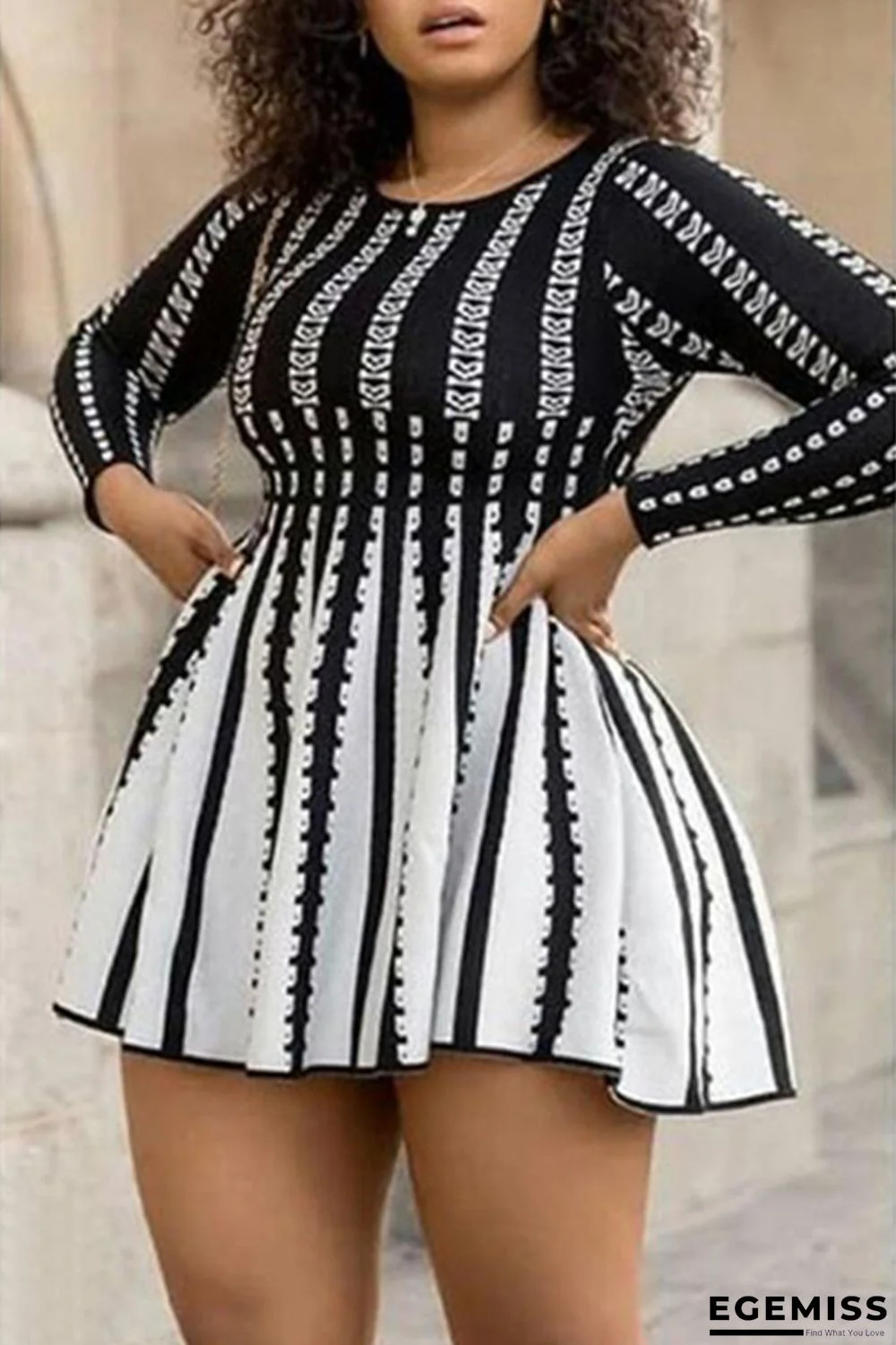 Black Fashion Casual Print Basic O Neck Long Sleeve Plus Size Dresses | EGEMISS