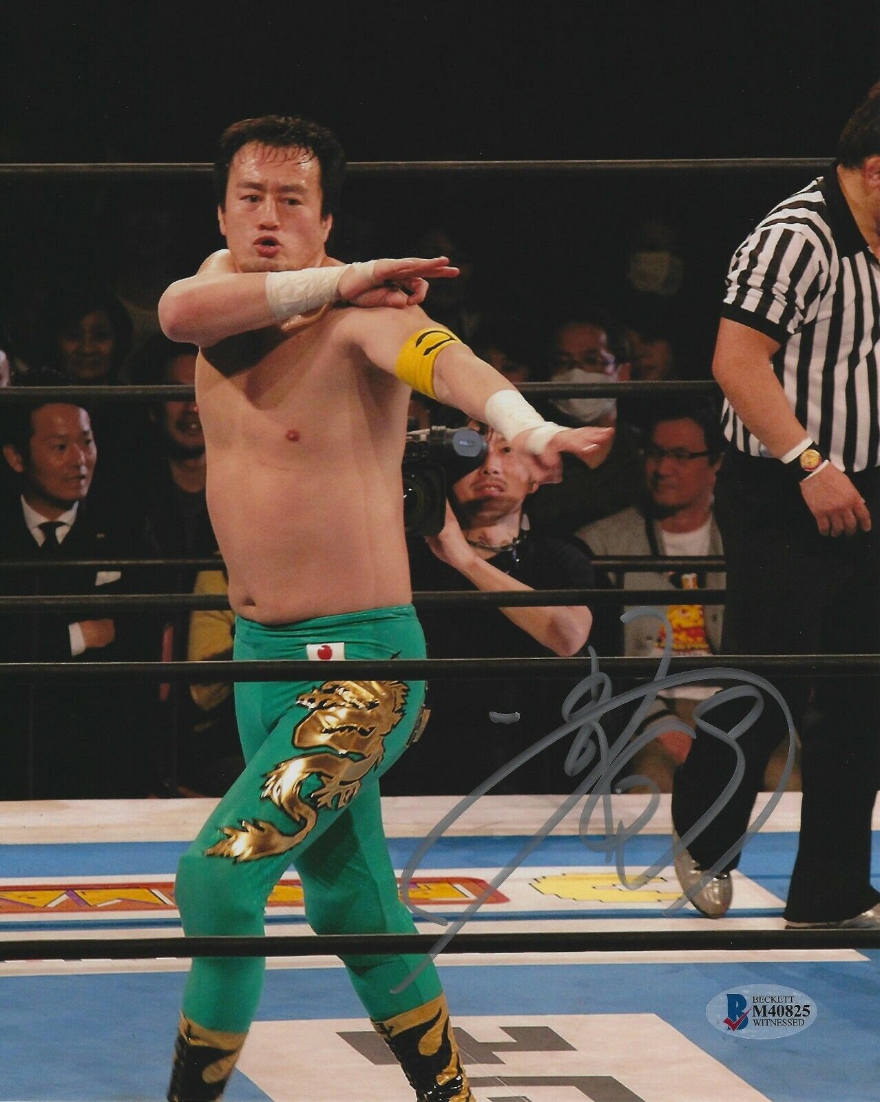 Ryusuke Taguchi Signed 8x10 Photo Poster painting BAS Beckett COA New Japan Pro Wrestling Auto 5