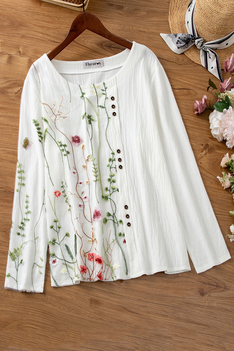 Floral Noir Flutter Curvy main image 0