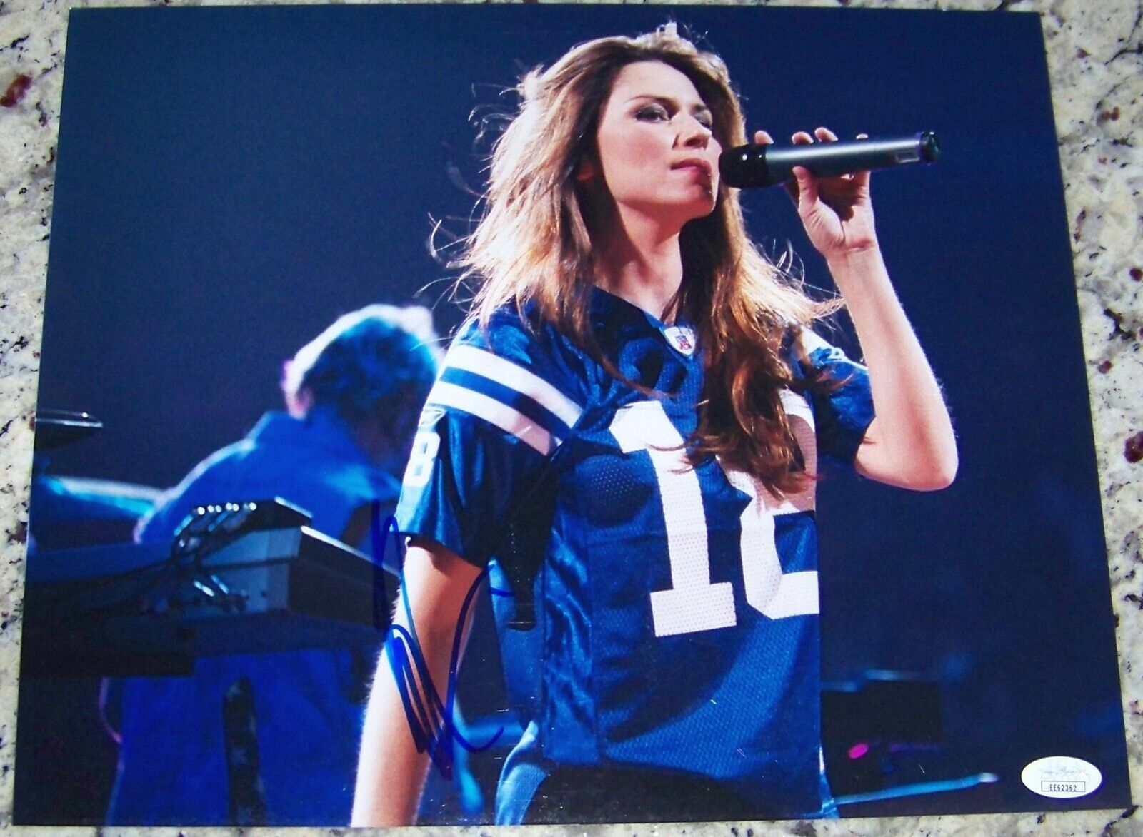 VERY RARE! Shania Twain Signed Autographed 11x14 Photo Poster painting JSA COA! CLEARANCE SALE!