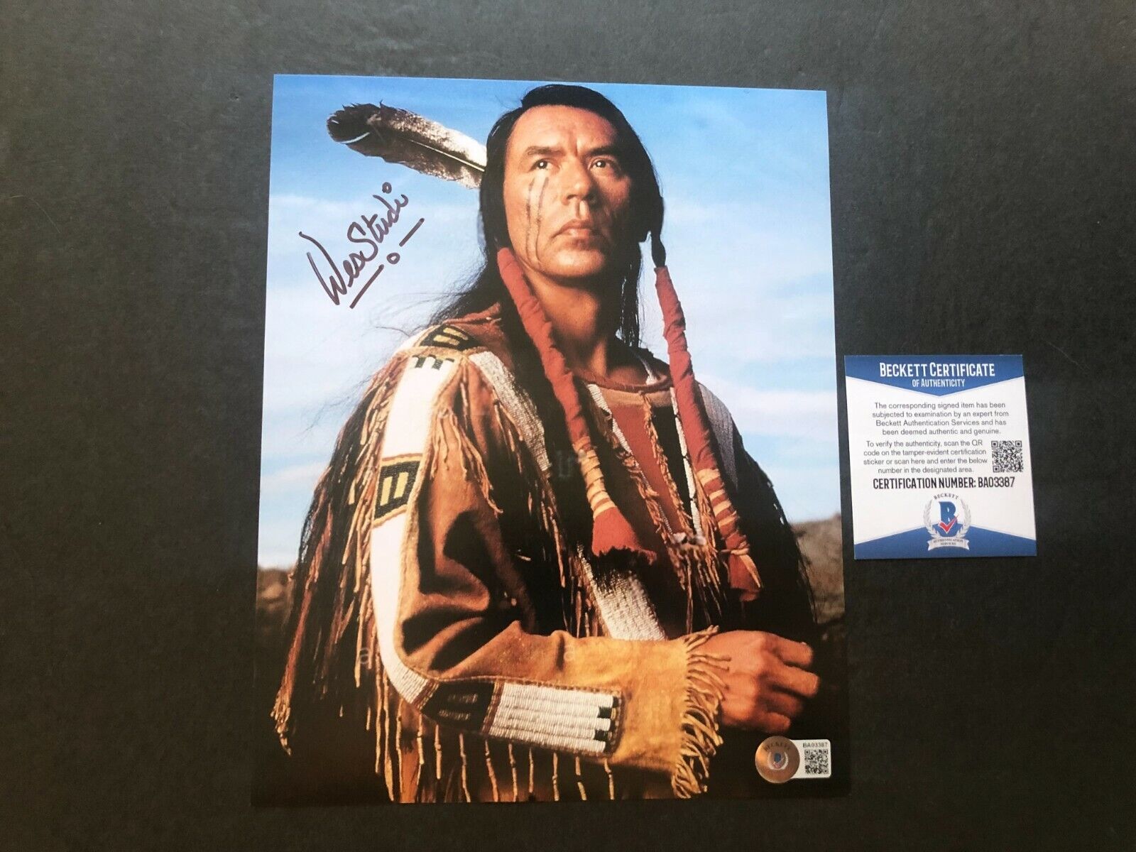 Wes Studi Hot! signed autographed classic 8x10 Photo Poster painting Beckett BAS coa