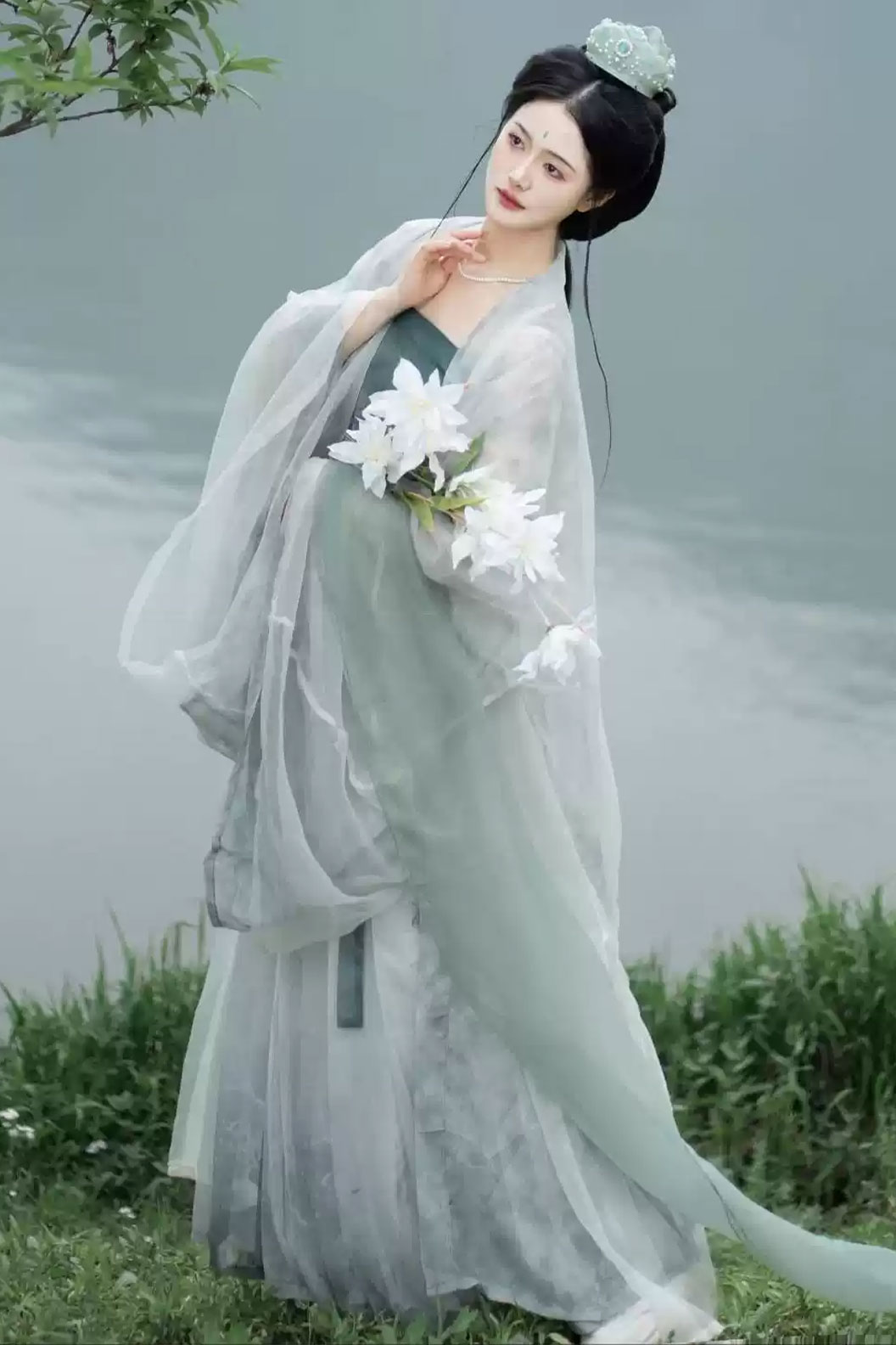 Song Dynasty Green Hanfu Dress with Wide Sleeve Shirt - liuyan 柳烟 Stupa Stones