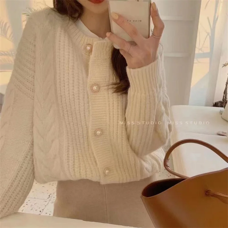 Churchf Churchf Button Twist Sweater Female Coat 2024 New Loose Soft Waxy Temperament Knit Cardigan Jacket Female