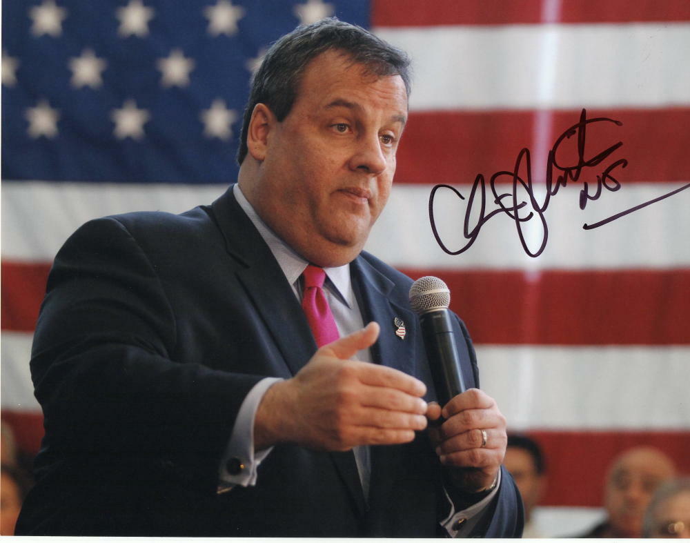 CHRIS CHRISTIE SIGNED AUTOGRAPH 11x14 Photo Poster painting - GOVERNOR, 2020, DONALD TRUMP B