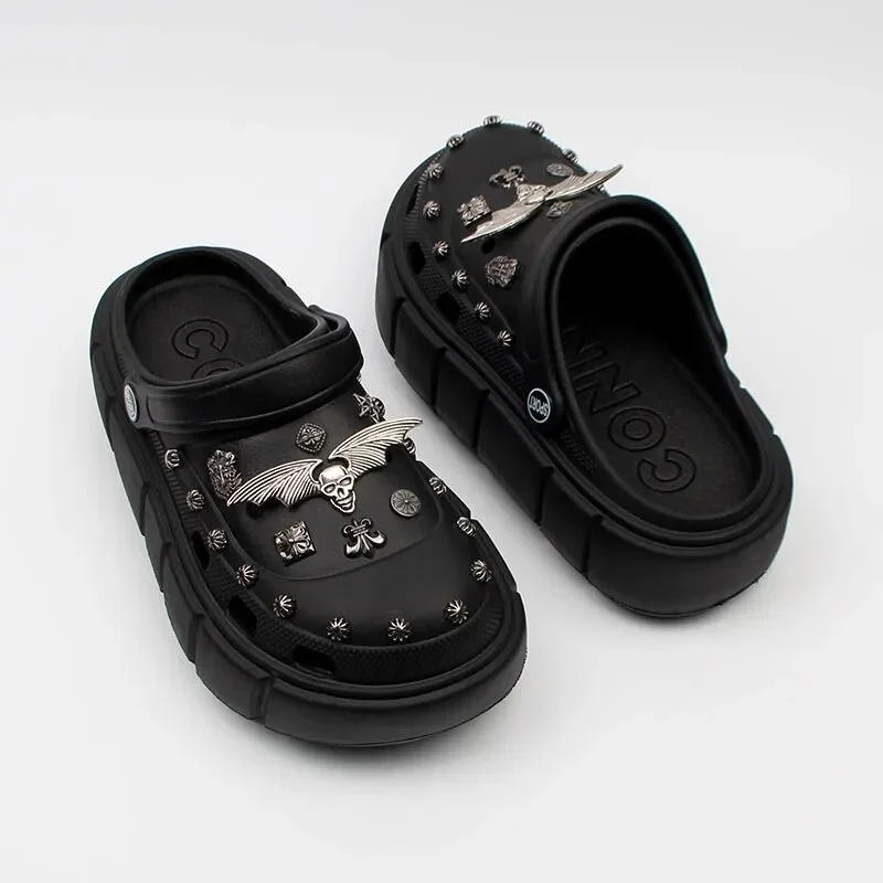 Yyvonne NEW punk metal rivets Sandals Women Slippers Platform Sandals Outdoor Clogs Thick Street Beach Slippers Flip Flops Garden Shoes