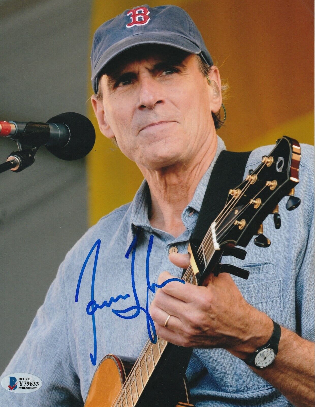 JAMES TAYLOR Signed CONCERT 8x10 Photo Poster painting with Beckett COA