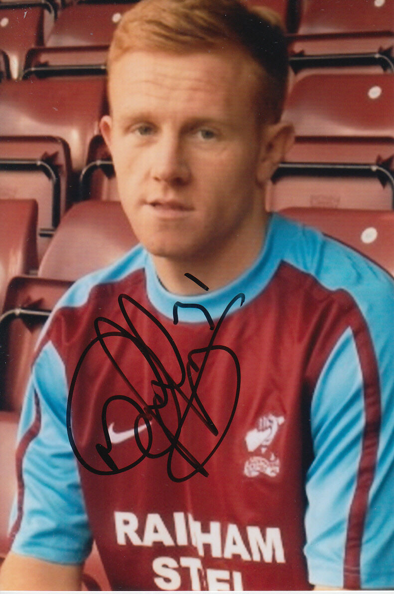 SCUNTHORPE UNITED HAND SIGNED MARK DUFFY 6X4 Photo Poster painting 1.