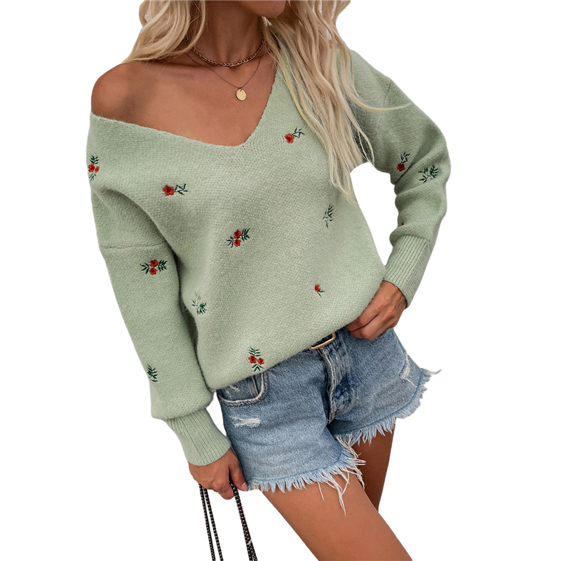 Women’s Fashion Embroidery V-neck Loose Sweaters