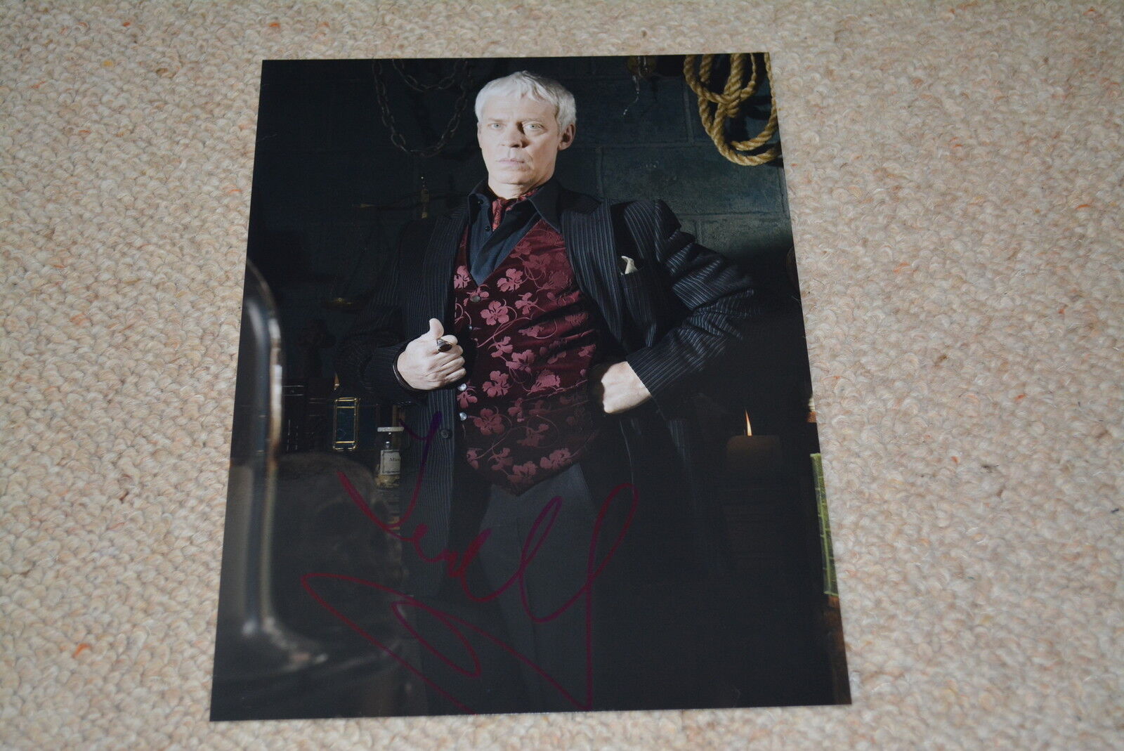 TERRENCE MANN signed autograph In Person 8x10 (20x25cm) THE DRESDEN FILES