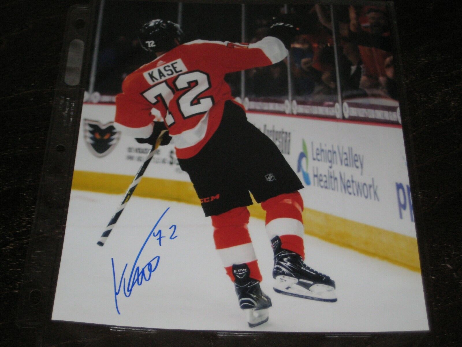 DAVID KASE autographed PHILADELPHIA FLYERS 8X10 Goal