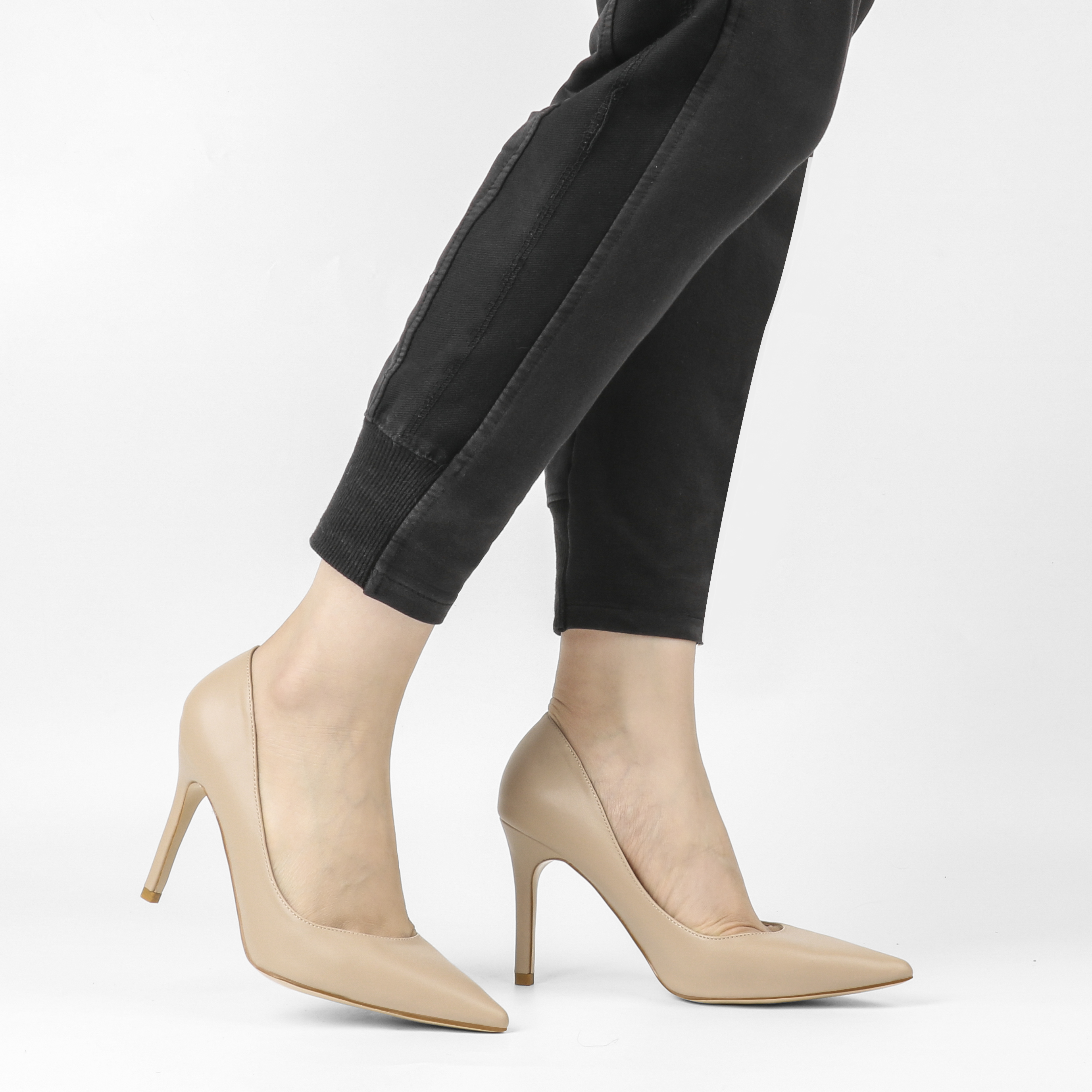 Classic 3.5" Middle Heels Shoes Women Daily  Pumps-MERUMOTE