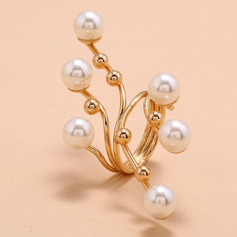 Fashion Gold Pearl Decor Twisted Shape Rings