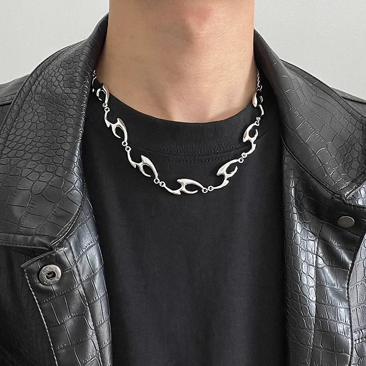 Japanese Style Irregularly Shaped Necklace
