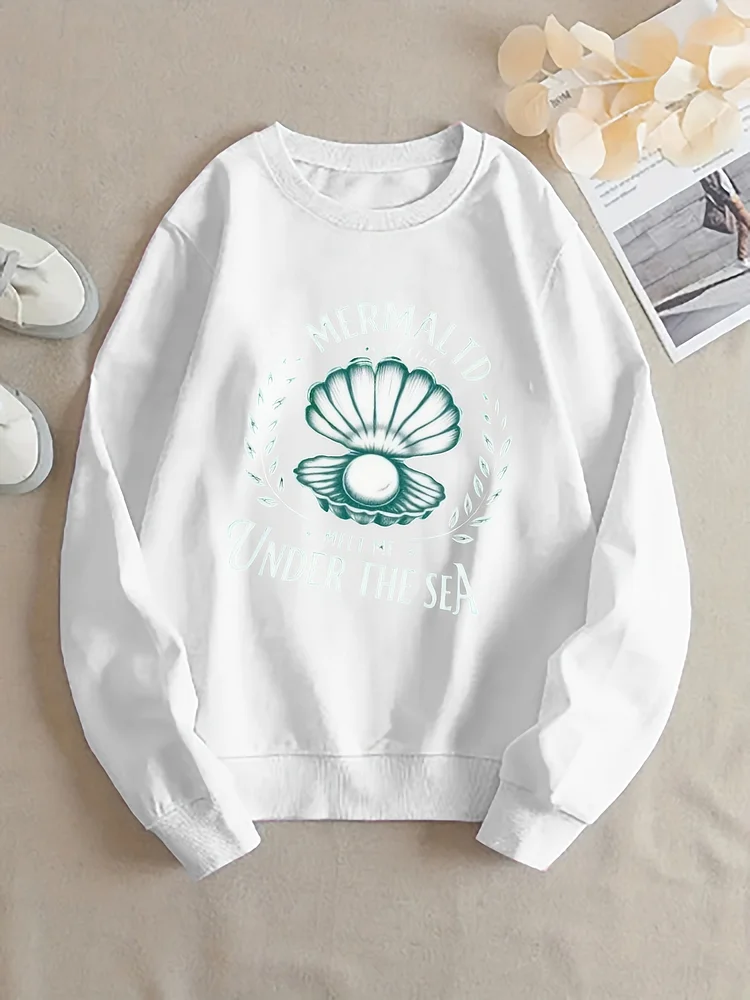 Women's Casual Crew Neck Sweatshirt With Shell & Floral Design - "Mermaid Under The Sea" Graphic, Lightweight Polyester, Summer Beachwear, Machine Washable, Beach Clothe