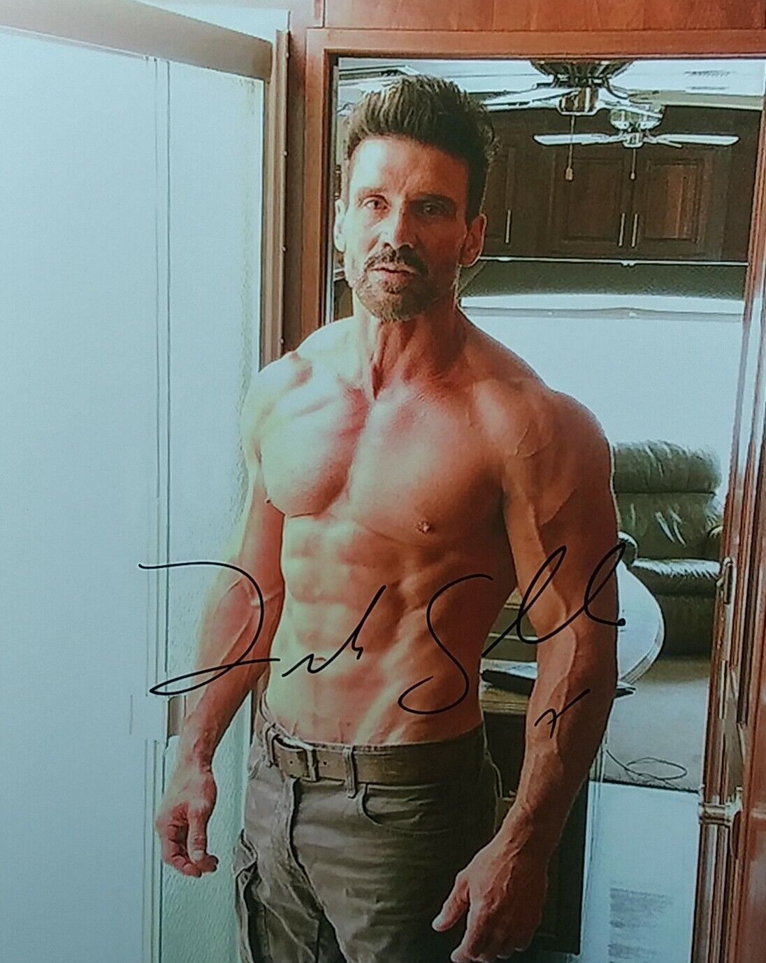 Frank Grillo signed 8 x 10