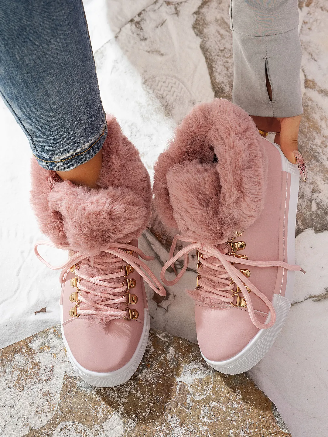 Breakj Breakj The Autumn And Winter Of 2025, The New Large-Size Fur-Snow Boots Are Taut With Thick-Bottomed Round Head Ladies Cotton.