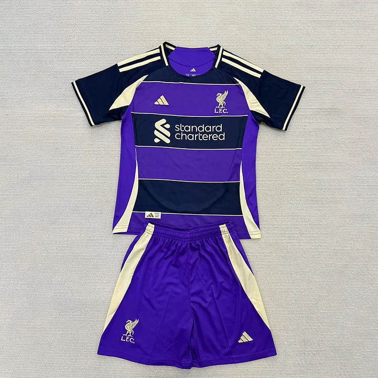 25/26 Liverpool Concept Edition Adult Set